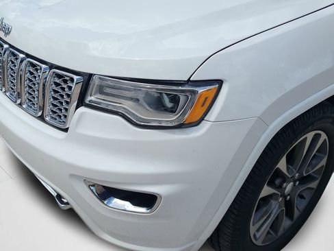 Used 2017 Jeep Grand Cherokee Overland image 7