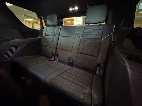 New 2026 Cadillac Escalade V image 28