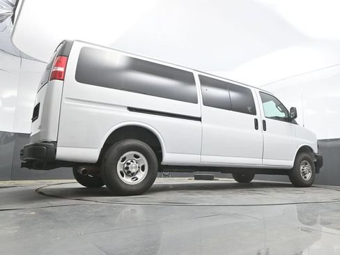 Used 2024 Chevrolet Express 3500 LS RWD image 43