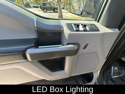 Used 2015 Ford F150 XLT w/ Equipment Group 302A Luxury image 15