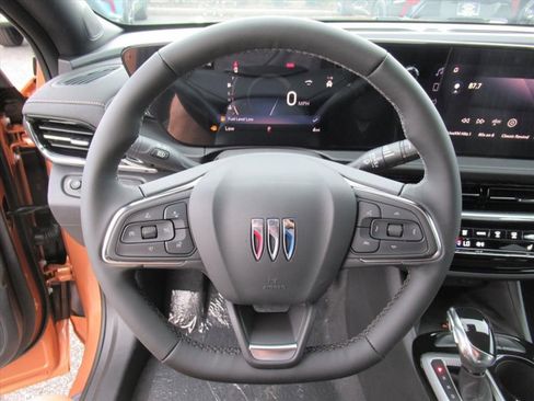 New 2025 Buick Envista Avenir image 17