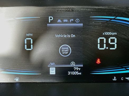 Used 2025 Hyundai Palisade SEL FWD image 19