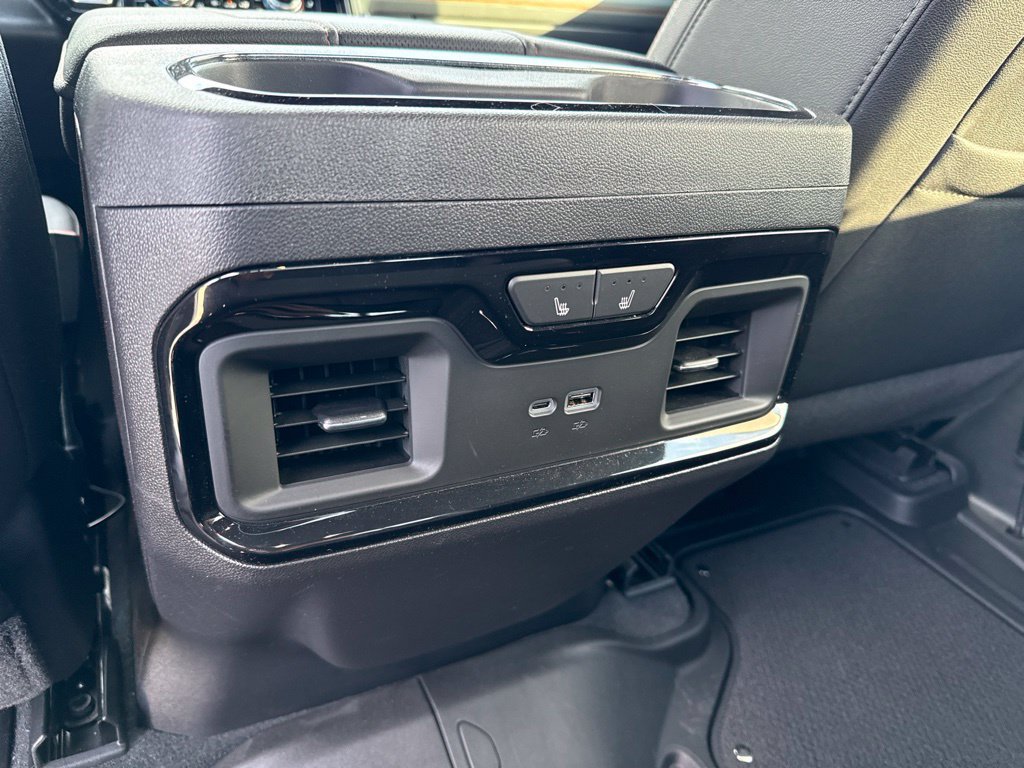 Used 2026 GMC Sierra 1500 AT4 w/ AT4 Premium Package AWD/4WD image 11