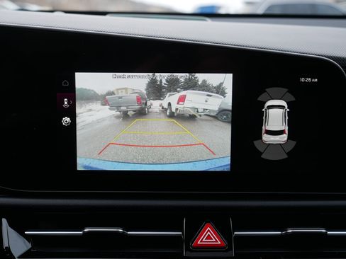 Used 2023 Kia Niro SX Touring image 27