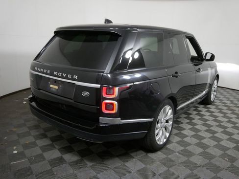 Used 2022 Land Rover Range Rover Westminster Edition image 3
