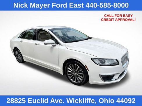Used 2019 Lincoln MKZ Premiere FWD image 1