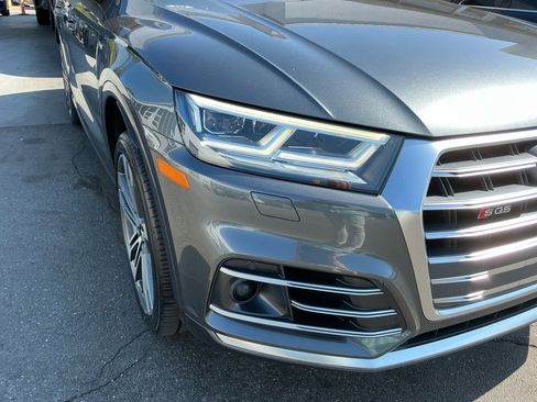 Used 2018 Audi SQ5 Prestige AWD/4WD image 28