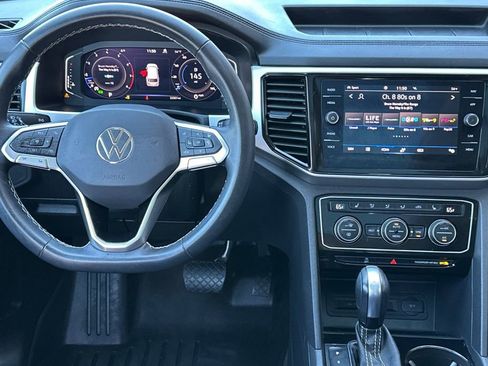 Used 2023 Volkswagen Atlas SEL AWD/4WD image 14