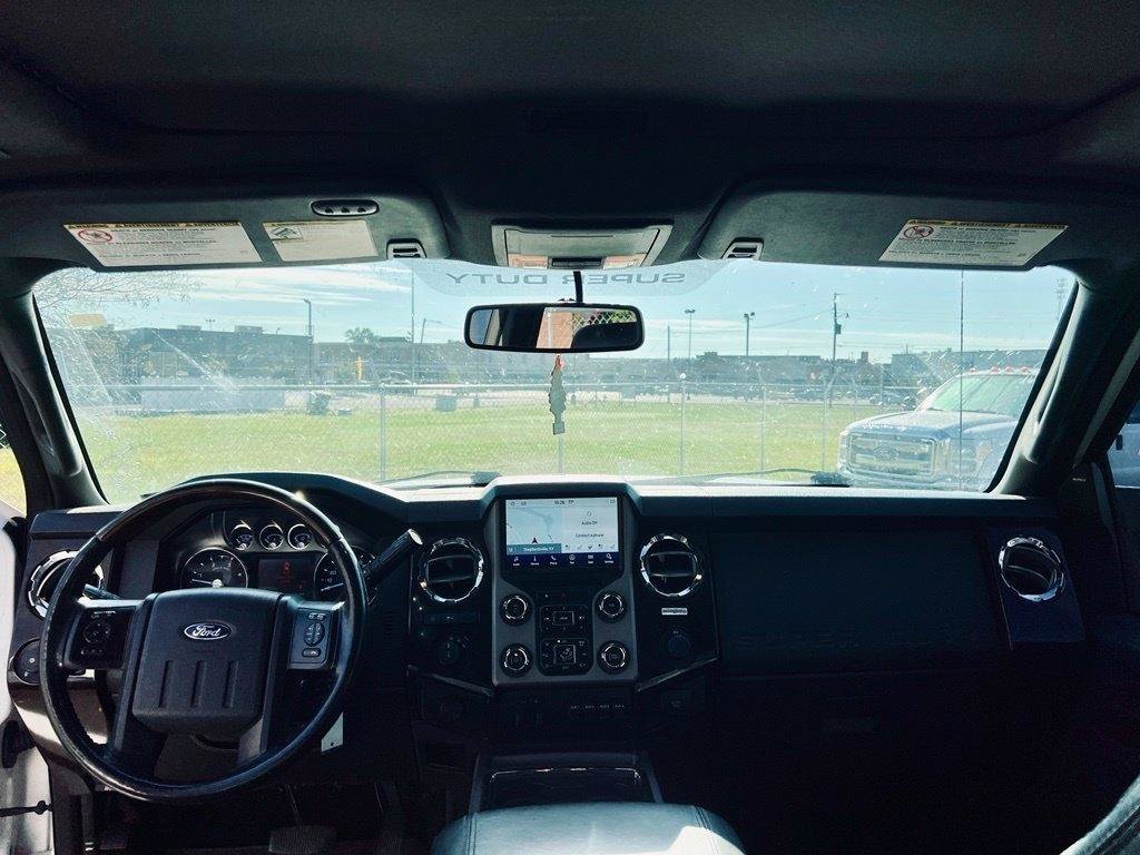 Used 2014 Ford F250 Platinum AWD/4WD image 22