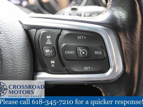Used 2021 Jeep Wrangler Unlimited Sahara AWD/4WD image 36