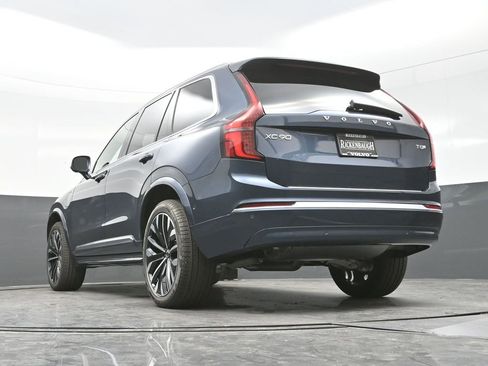 New 2026 Volvo XC90 T8 Plus w/ Protection Package Premier image 12