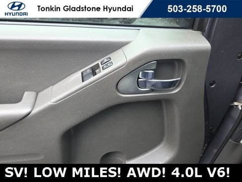 Used 2019 Nissan Frontier SV w/ Value Truck Package image 9