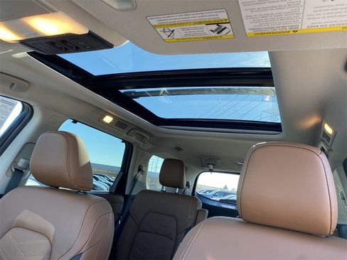 New 2025 Nissan Pathfinder Platinum image 34