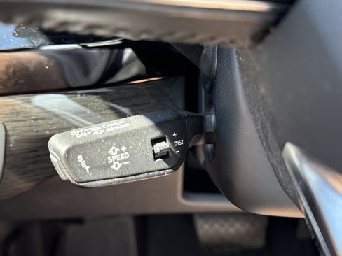 Used 2018 Audi Q7 3.0T Premium Plus w/ Premium Plus Package image 19