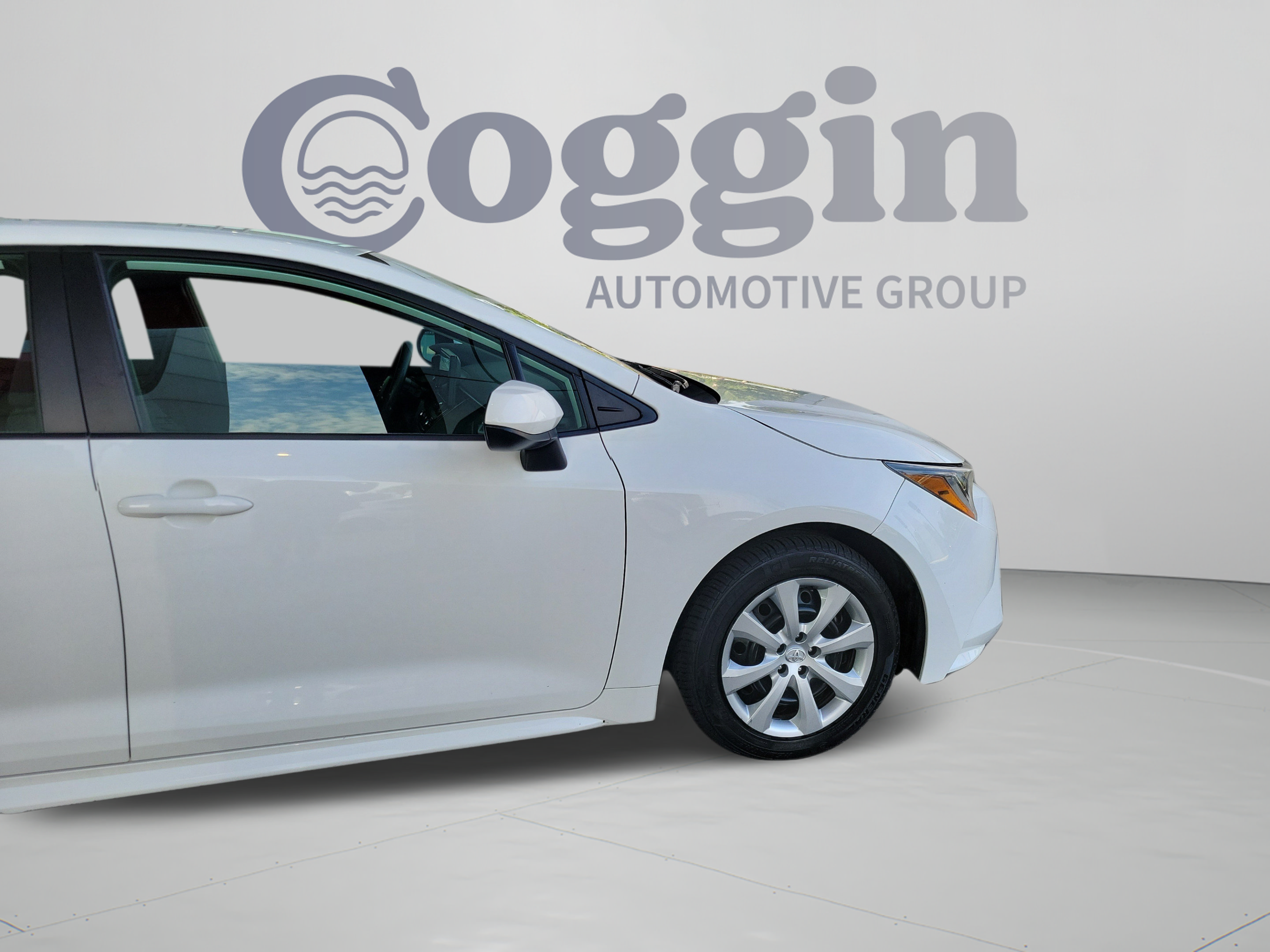 Used 2024 Toyota Corolla LE FWD image 36