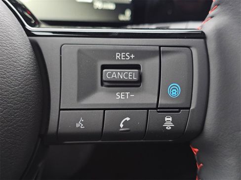 New 2026 Nissan Kicks SR image 14