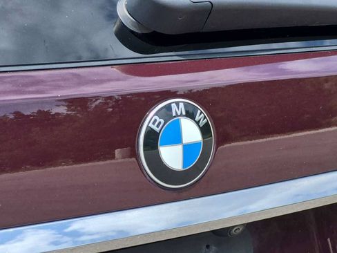 Used 2022 BMW X7 xDrive40i w/ Premium Package AWD/4WD image 11