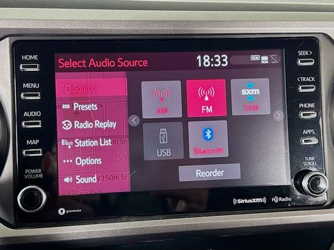 Used 2020 Toyota Tacoma SR5 AWD/4WD image 31