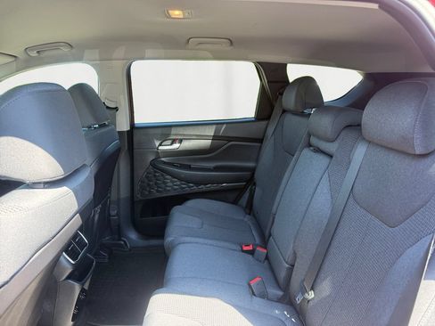 Used 2019 Hyundai Santa Fe SE AWD/4WD image 13
