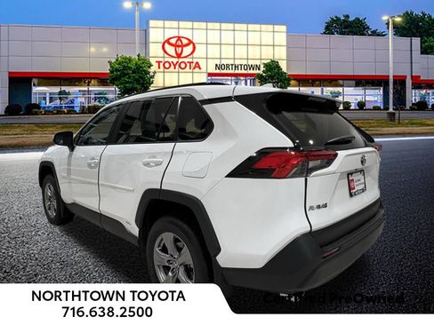 Used 2024 Toyota RAV4 XLE image 3