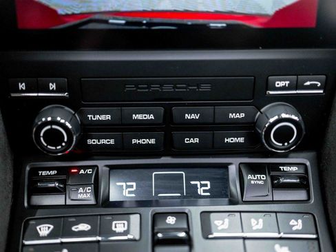 Used 2025 Porsche 718 Boxster Spyder RS RWD image 82