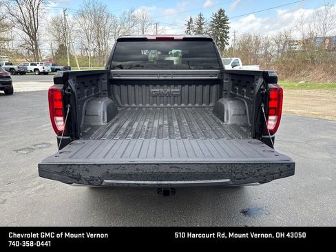 New 2026 GMC Sierra 1500 SLE w/ LPO, Black Badging Package AWD/4WD image 24
