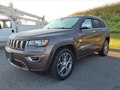 Used 2020 Jeep Grand Cherokee Limited w/ Trailer Tow Group IV