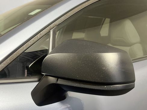 Used 2023 Toyota Corolla Cross L image 12