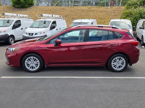 Used 2017 Subaru Impreza 2.0i Premium AWD/4WD image 4