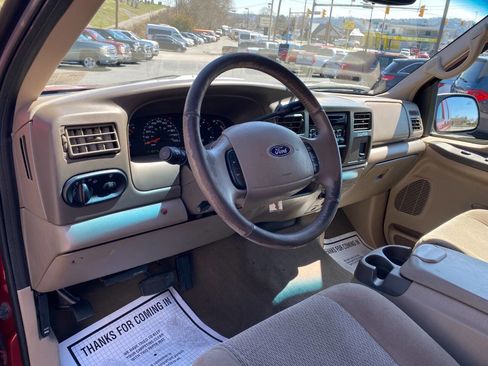 Used 2002 Ford Excursion XLT image 10