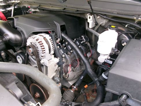 Used 2008 Chevrolet Suburban LT w/ LT Preferred Equipment Group RWD image 50
