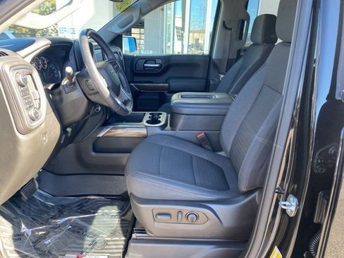 Used 2021 Chevrolet Silverado 1500 LT Trail Boss image 12