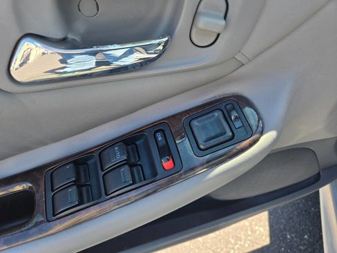 Used 2001 Honda Accord EX image 12