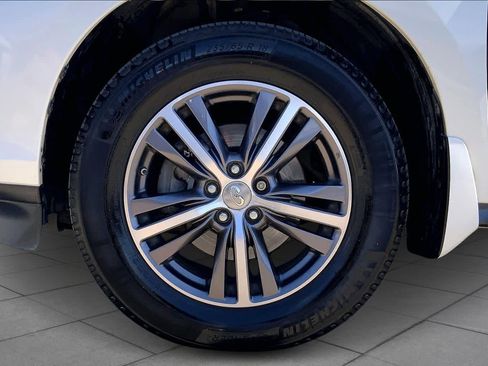 Used 2019 INFINITI QX60 Luxe w/ Essential Package image 10