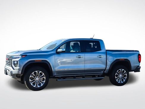 Used 2023 GMC Canyon Denali AWD/4WD image 2