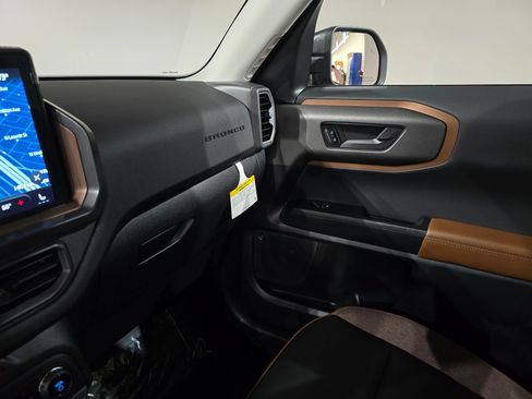 New 2025 Ford Bronco Sport Outer Banks w/ Outer Banks Tech Package+ AWD/4WD image 30