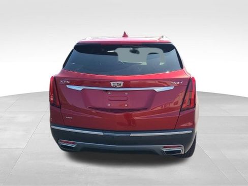 Certified 2021 Cadillac XT5 Premium Luxury AWD/4WD image 4