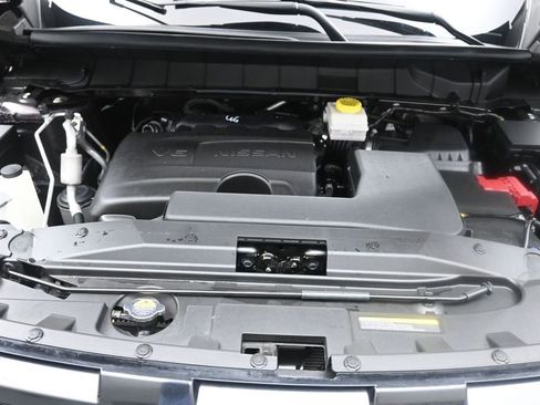 Used 2024 Nissan Pathfinder Platinum FWD image 35