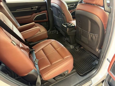 Used 2023 Kia Telluride SX FWD image 34