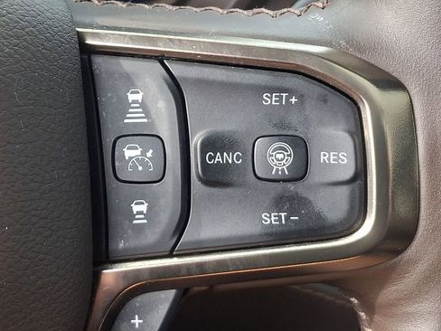 Used 2025 RAM 1500 Limited image 22