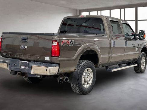 Used 2015 Ford F350 XLT w/ XLT Premium Package image 2