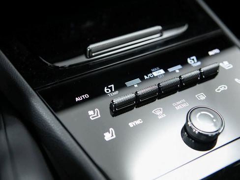 New 2026 Porsche Cayenne S image 21