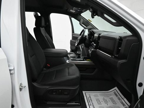 Used 2023 GMC Sierra 1500 SLT w/ SLT Premium Package AWD/4WD image 26