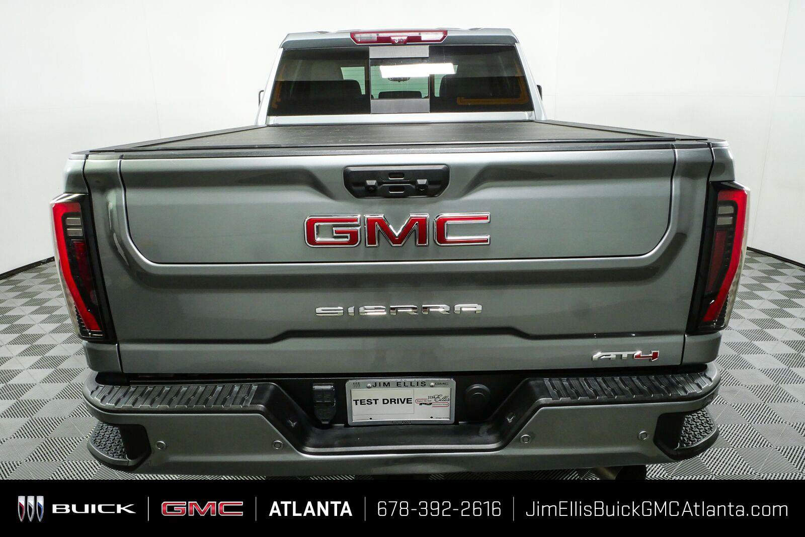 Used 2024 GMC Sierra 2500 AT4 w/ AT4 Premium Plus Package AWD/4WD image 29