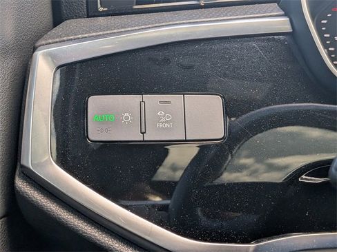 Used 2020 Audi Q3 2.0T Premium Plus w/ Premium Plus Package image 26