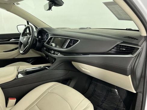 Certified 2022 Buick Enclave Premium w/ Experience Buick Package image 30