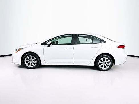 Used 2024 Toyota Corolla LE FWD image 4