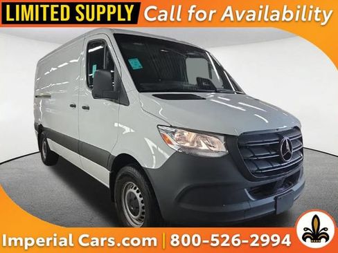 Used 2025 Mercedes-Benz Sprinter 2500 image 1