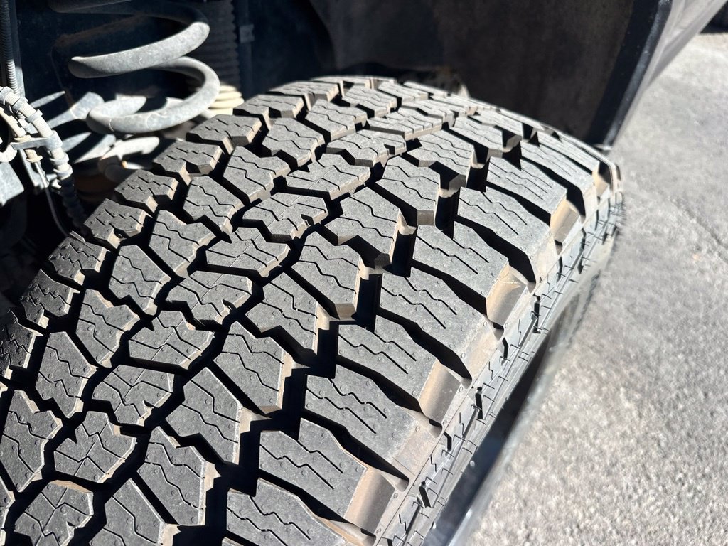 Used 2019 Ford F350 Platinum w/ Platinum Ultimate Package AWD/4WD image 6