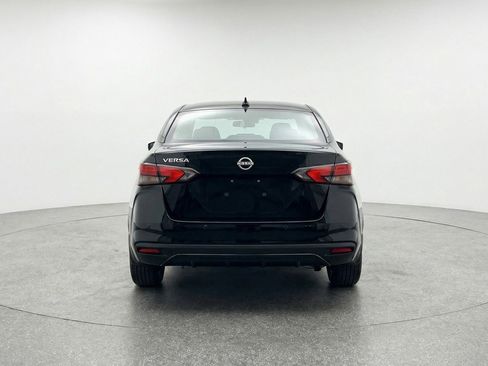 Used 2025 Nissan Versa SV image 7